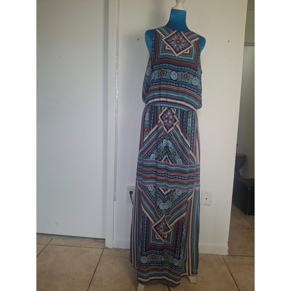 New York & Company Geometric Floral Maxi Dress with Built-in Shorts Large